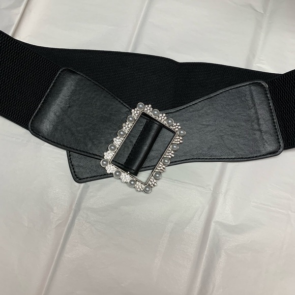 Vegan Leather Faux Pearl & Rhinestone Decor Belt - Picture 6 of 7